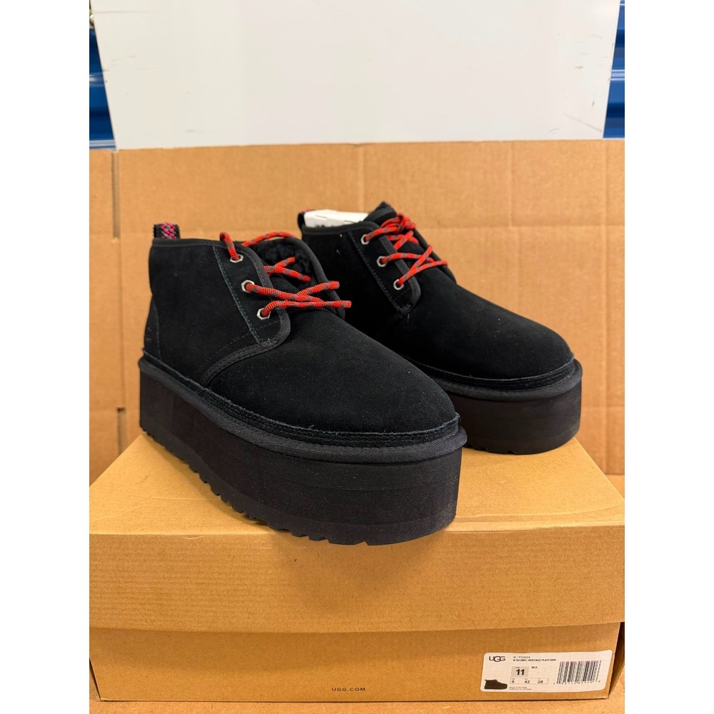 NWB UGG Neumel Heritage Platform Chukka Boots Black Suede Size 11 US / 42 EU